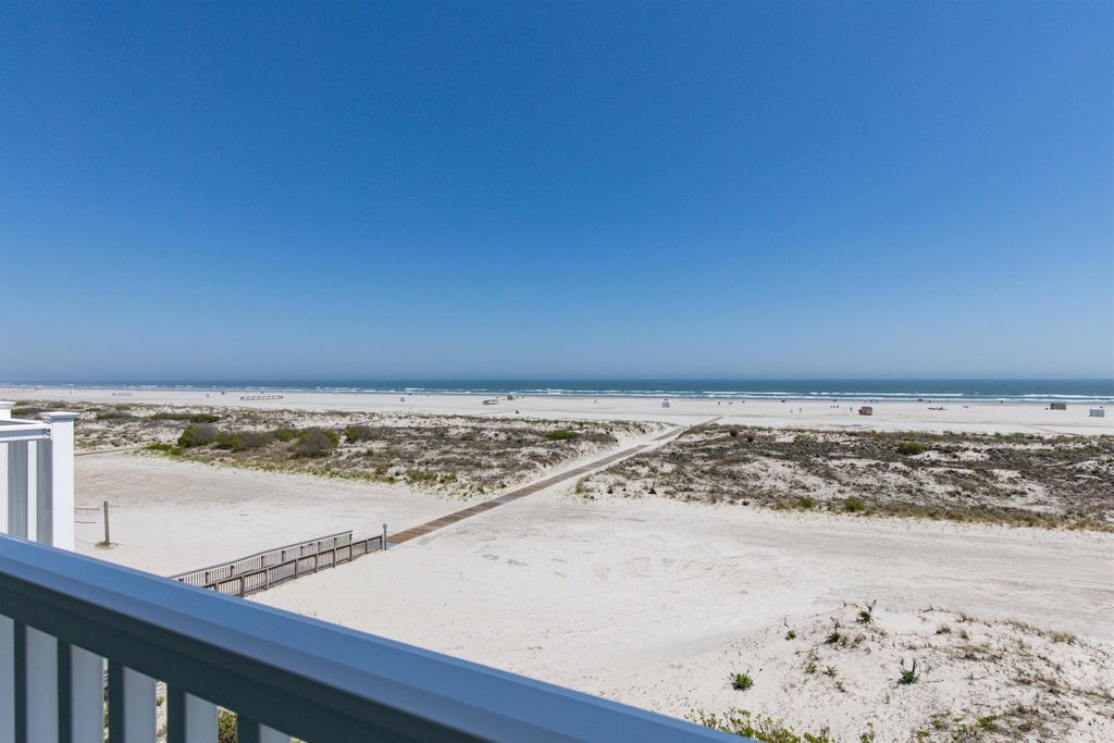Photo of 404 E Denver Avenue #420, Wildwood Crest, NJ 08260 (MLS # 261403)