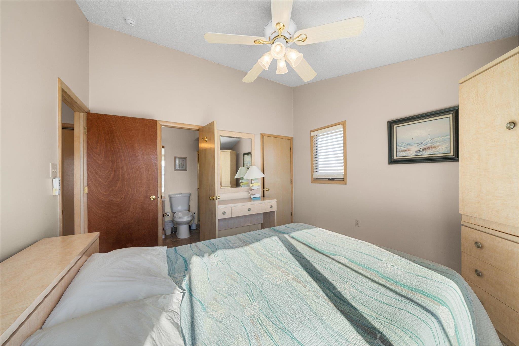 111 E 89th Street #EAST, Sea Isle City, New Jersey image 32