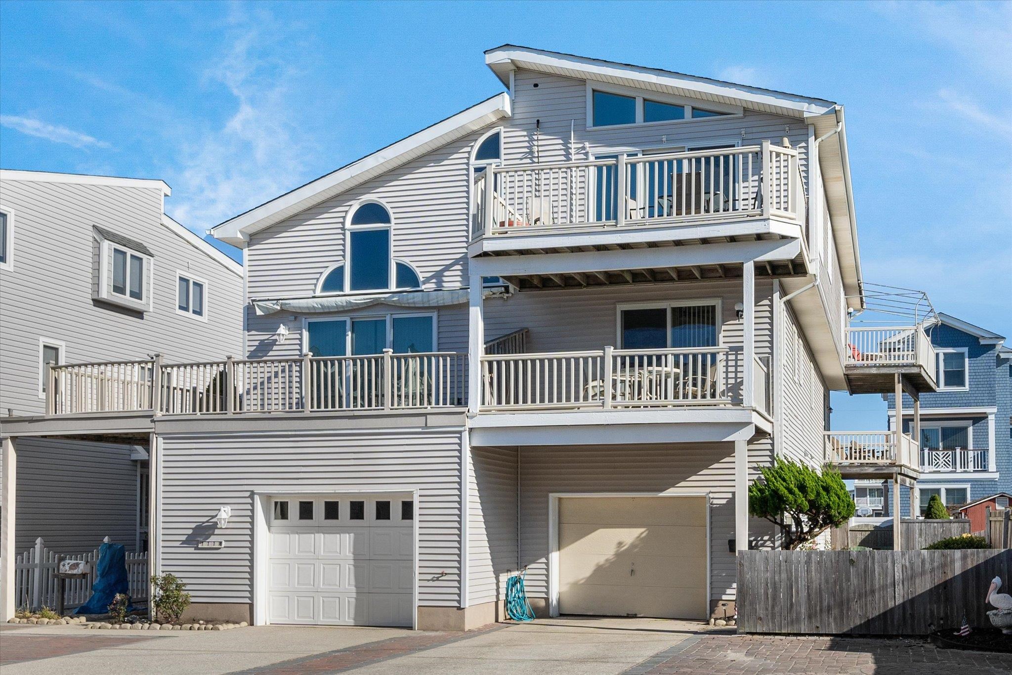 111 E 89th Street #EAST, Sea Isle City, New Jersey image 1