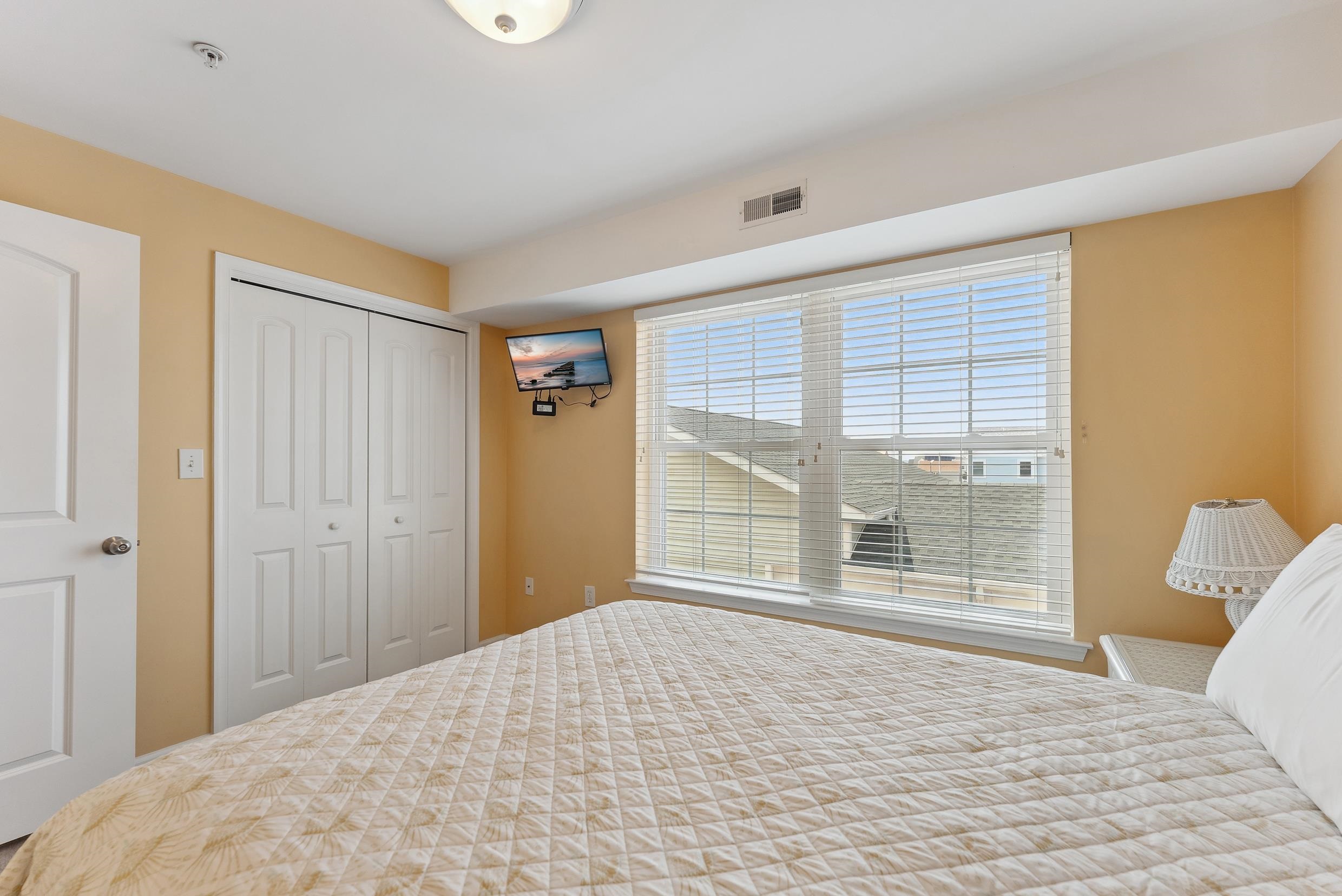 106 W Spruce Avenue #205, North Wildwood, New Jersey image 8