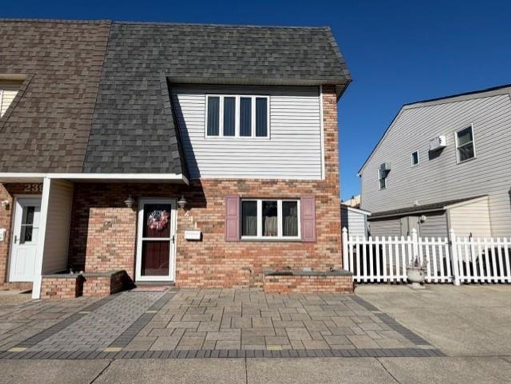 Photo of 241 Seabreeze Court, North Wildwood, NJ 08260 (MLS # 260723)
