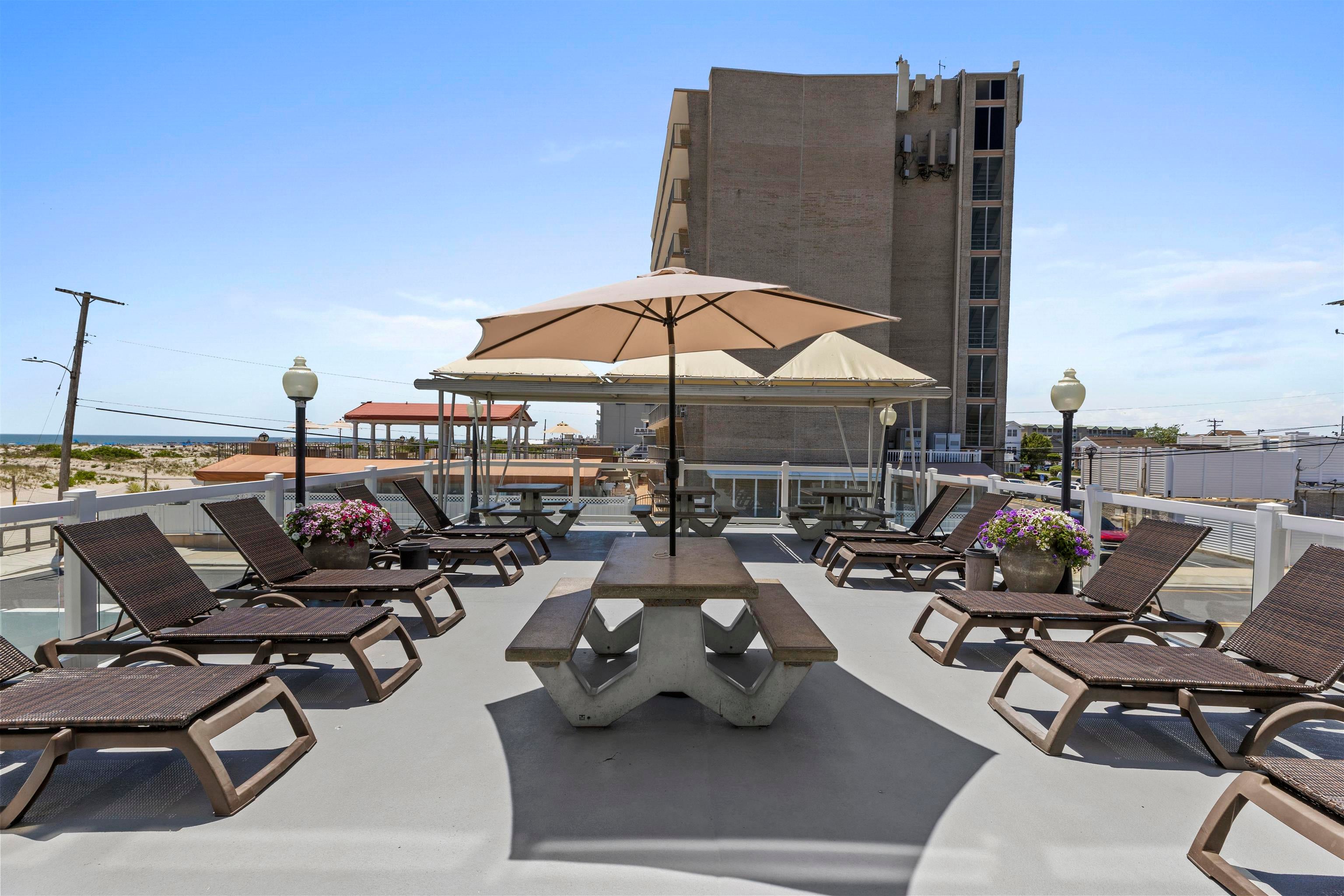 9103 Atlantic Avenue 408