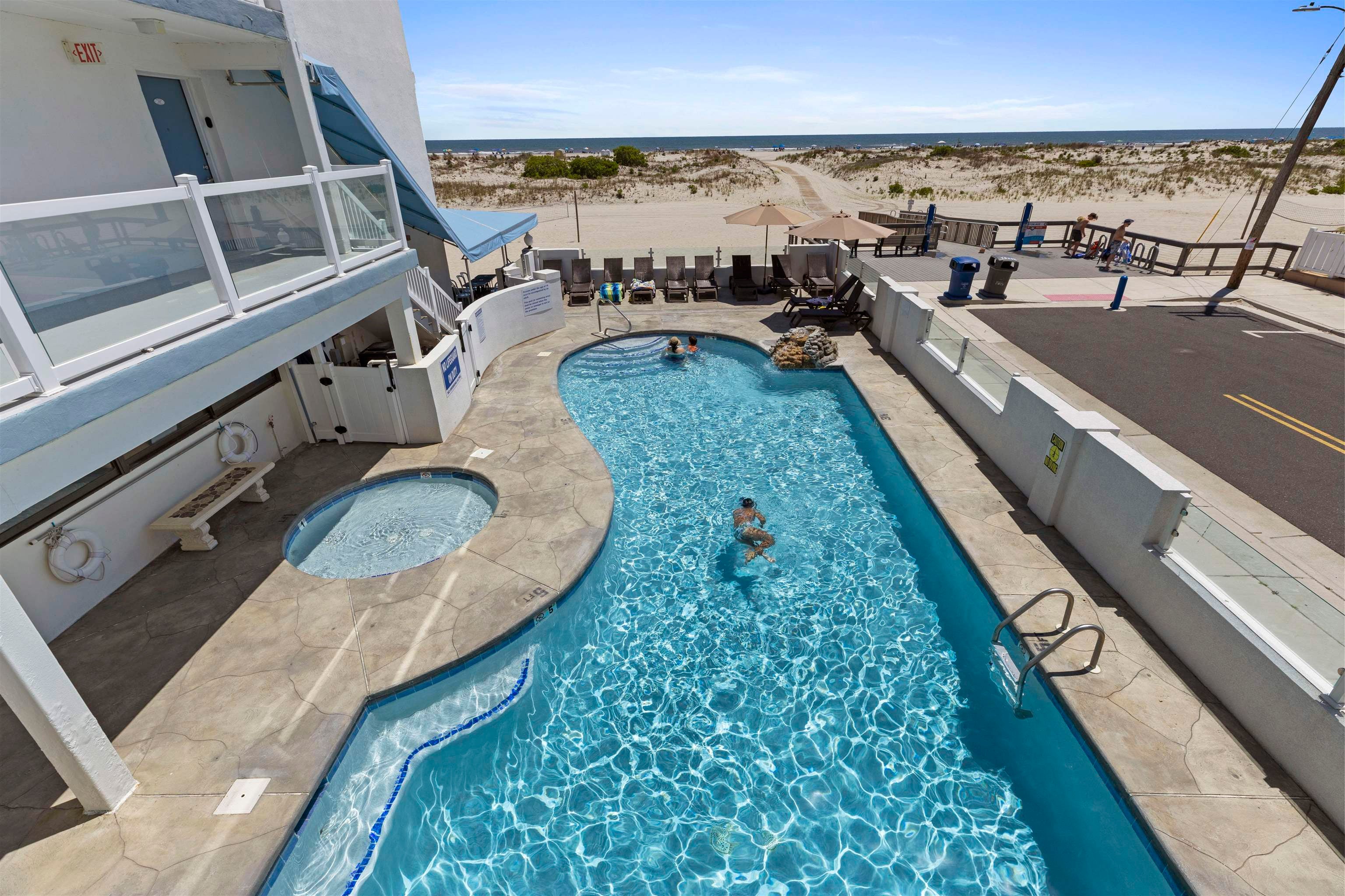 9103 Atlantic Avenue 408