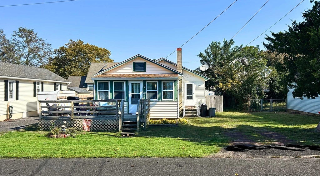 Photo of 11 E Florida AVE, Villas, NJ 08251 (MLS # 262916)