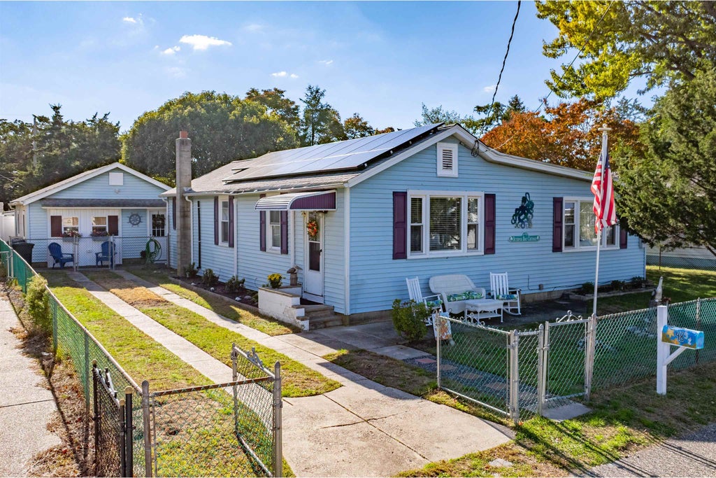 Photo of 48 W Greenwood Avenue, Villas, NJ 08251 (MLS # 263108)