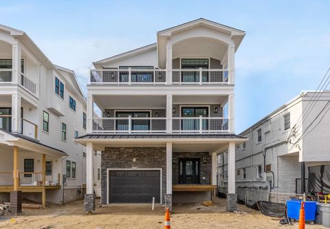 Photo of 420 E 21st Avenue, North Wildwood, NJ 08260 (MLS # 251901) Photo of 420 E 21st Avenue, North Wildwood, NJ 08260 (MLS # 251901)