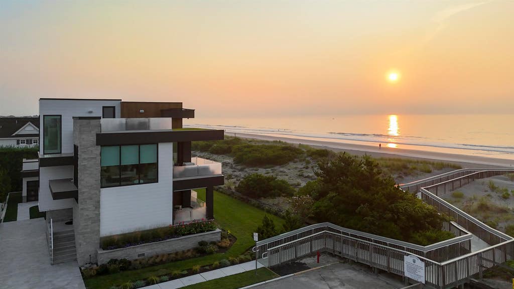 Photo of 2 111th Street, Stone Harbor, NJ 08247 (MLS # 262269)
