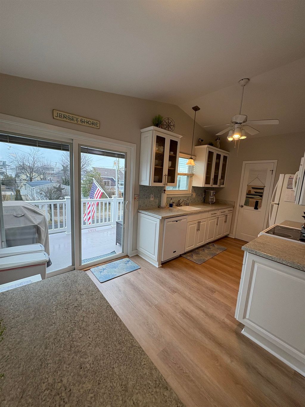 Photo of 202 B Simpson Avenue #2nd Floor, Ocean City, NJ 08226 (MLS # 253577)