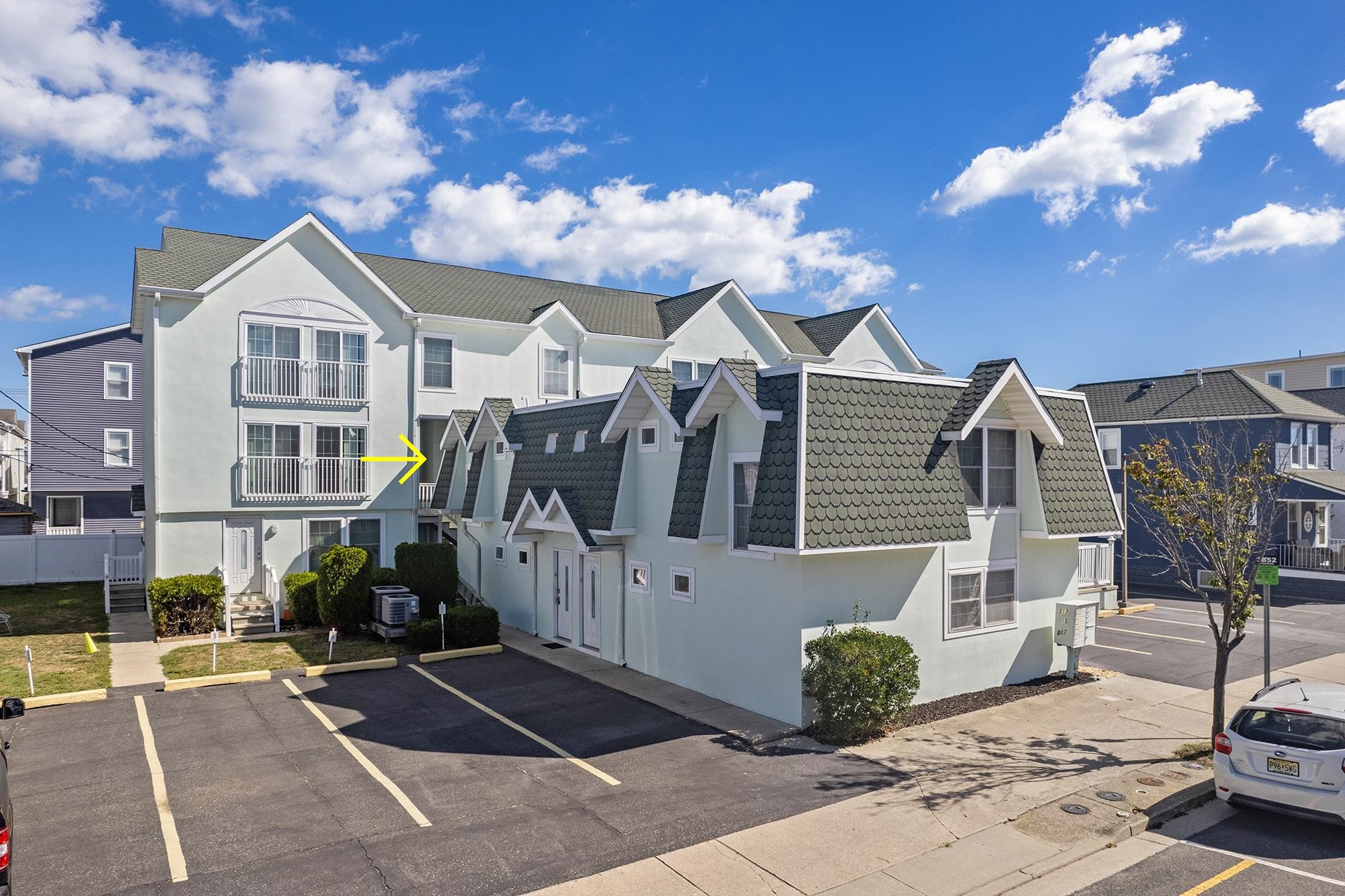 213 E Hand Avenue #8, Wildwood, New Jersey image 2