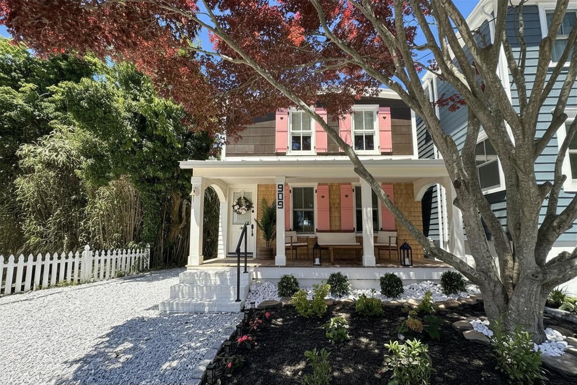 909 Corgie Street