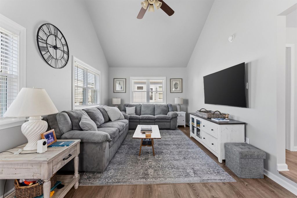 Photo of 202 E Saint Paul Avenue, Wildwood Crest, NJ 08260 (MLS # 260822)