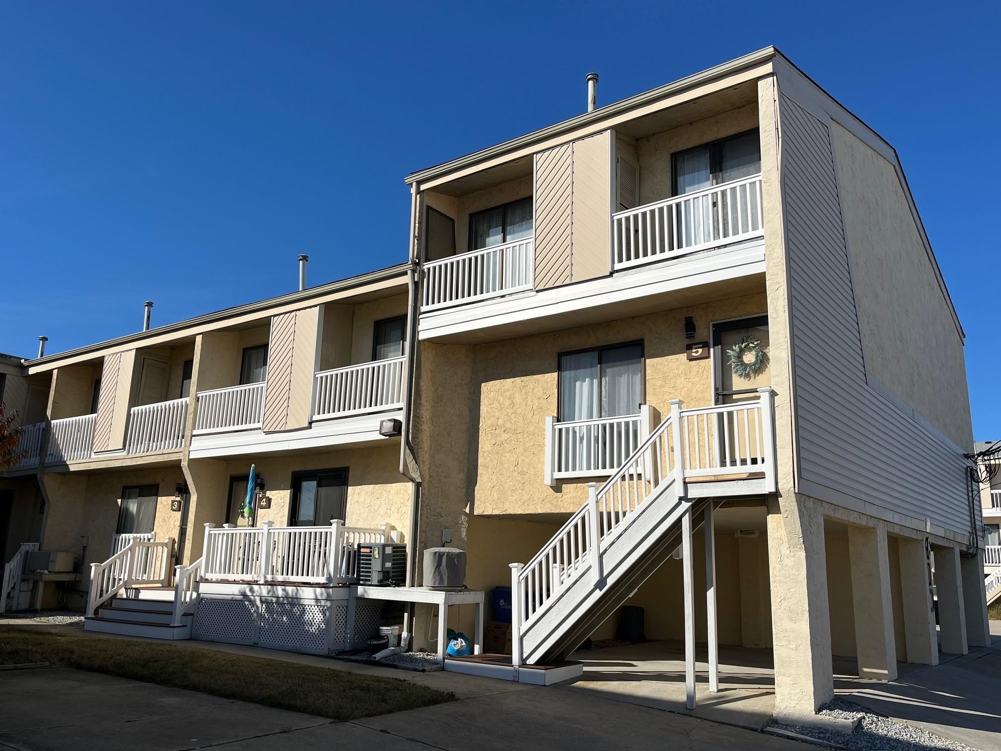 610 W Burk Avenue #5, Wildwood, New Jersey image 1