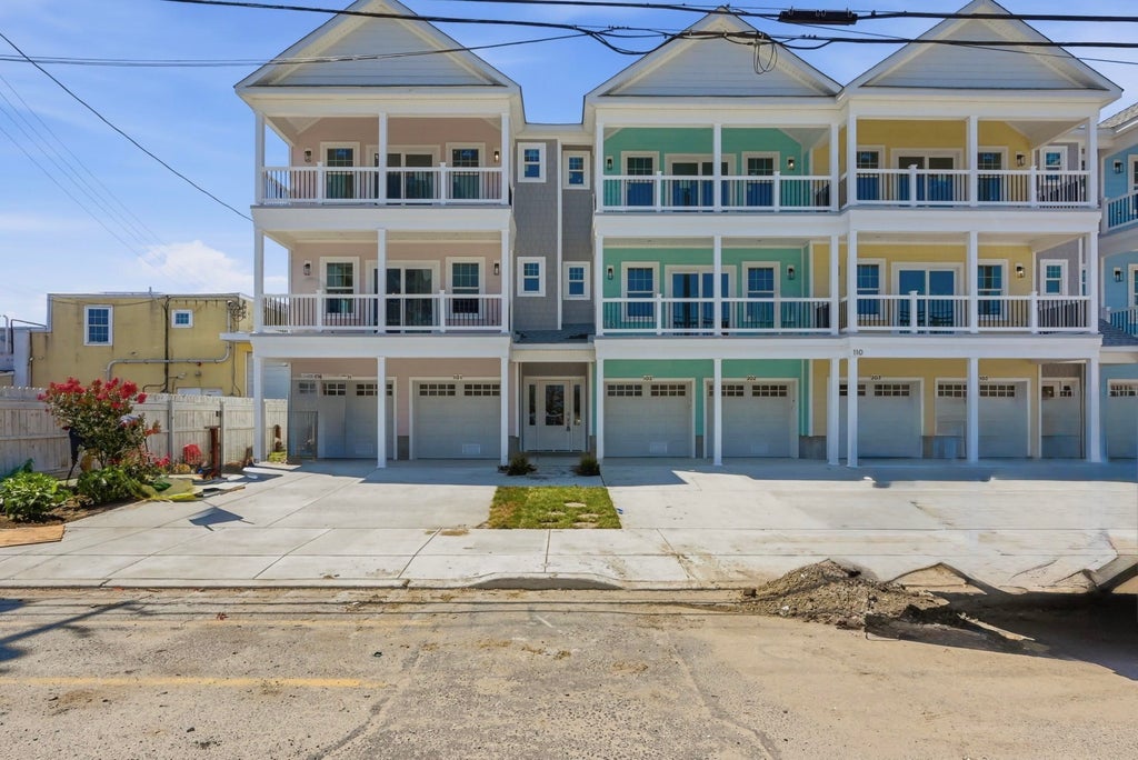 Photo of 110 W Garfield Avenue #202, Wildwood, NJ 08260 (MLS # 261171)