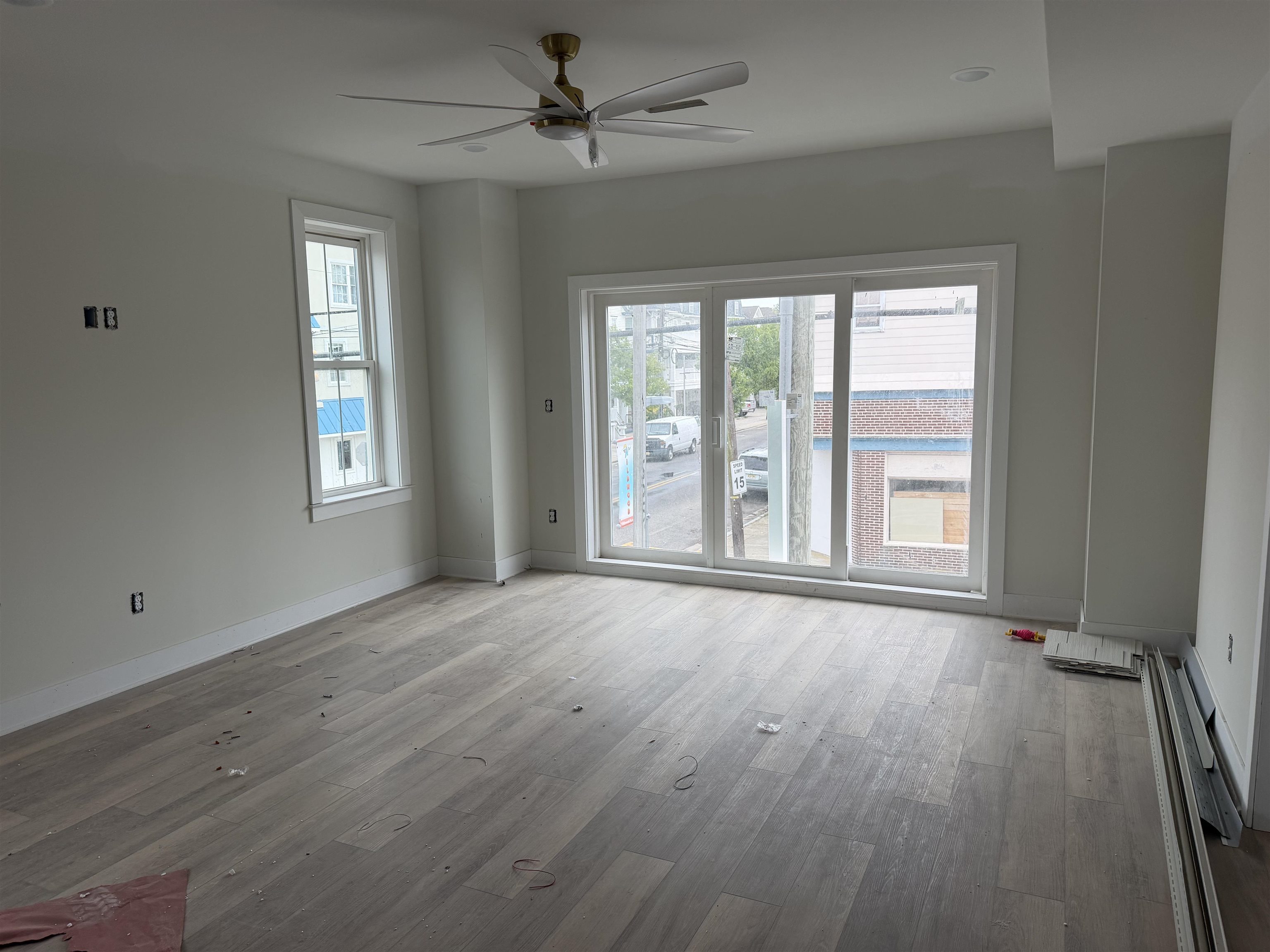 4000 Pacific Avenue 200