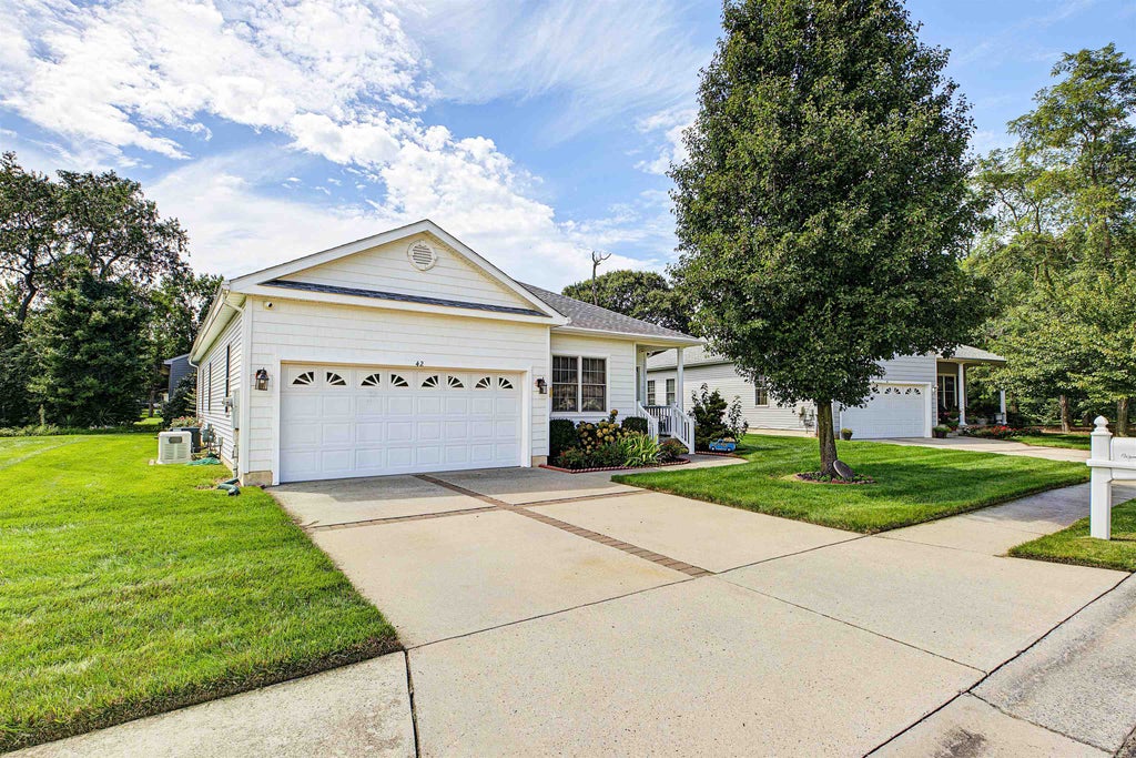 Photo of 42 Wynndemere Court, Cape May Court House, NJ 08210 (MLS # 262689)