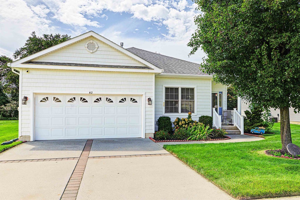 Photo of 42 Wynndemere Court, Cape May Court House, NJ 08210 (MLS # 262689)
