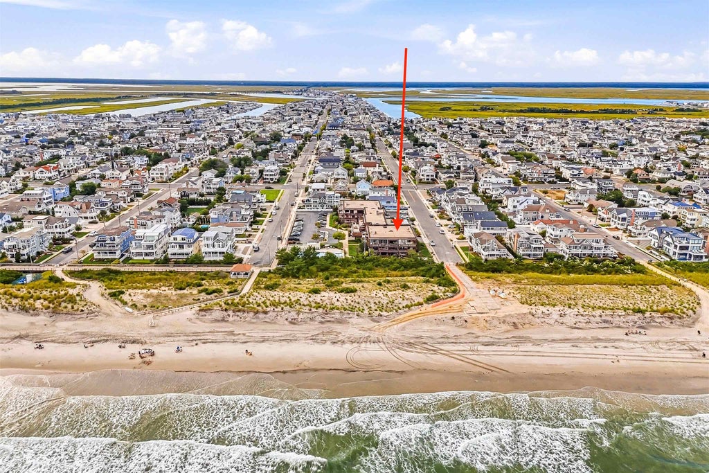 Photo of 66 E 20th Street #206, Avalon, NJ 08202 (MLS # 262634)