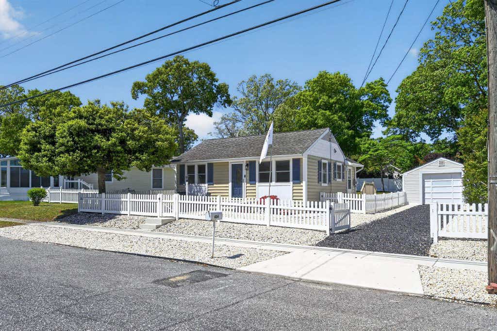 Photo of 404 Gorham Avenue, North Cape May, NJ 08204 (MLS # 261526)