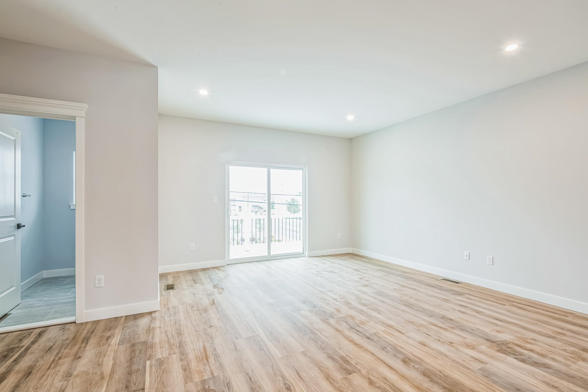 108 W Spicer Avenue, Wildwood, New Jersey image 22