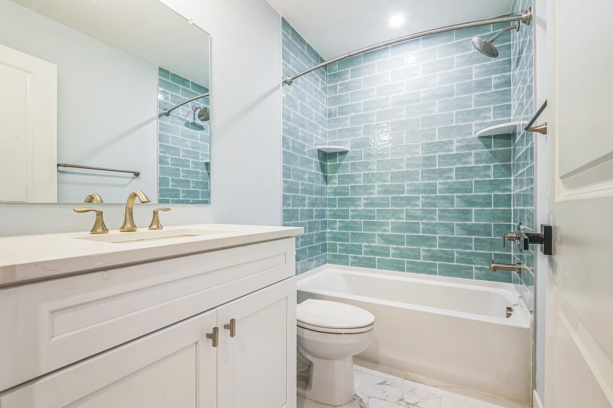 108 W Spicer Avenue, Wildwood, New Jersey image 28