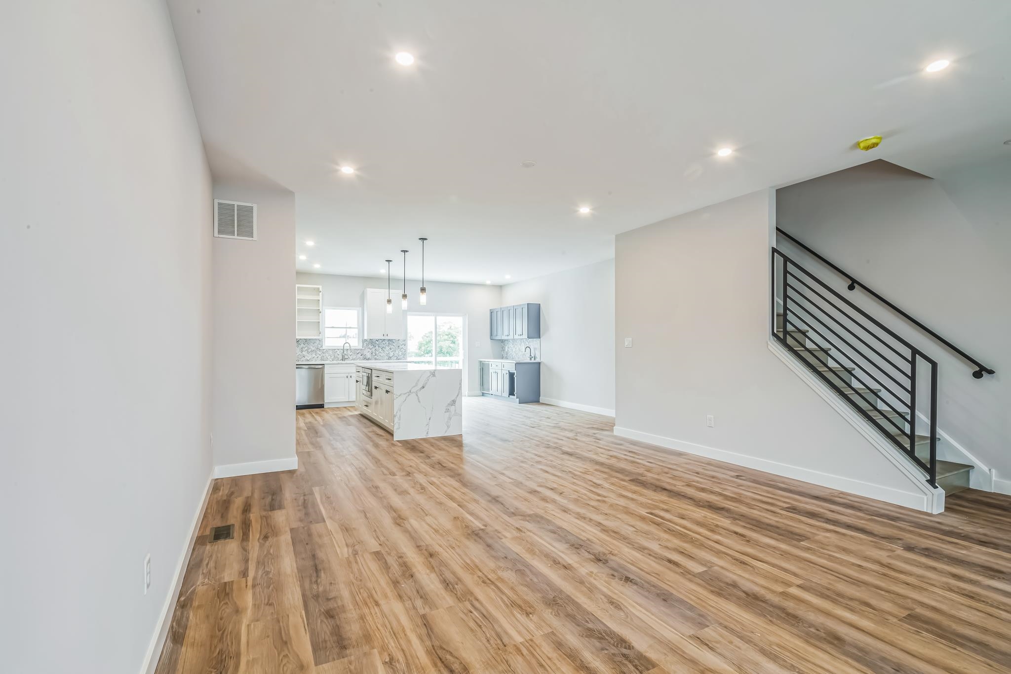 108 W Spicer Avenue, Wildwood, New Jersey image 12