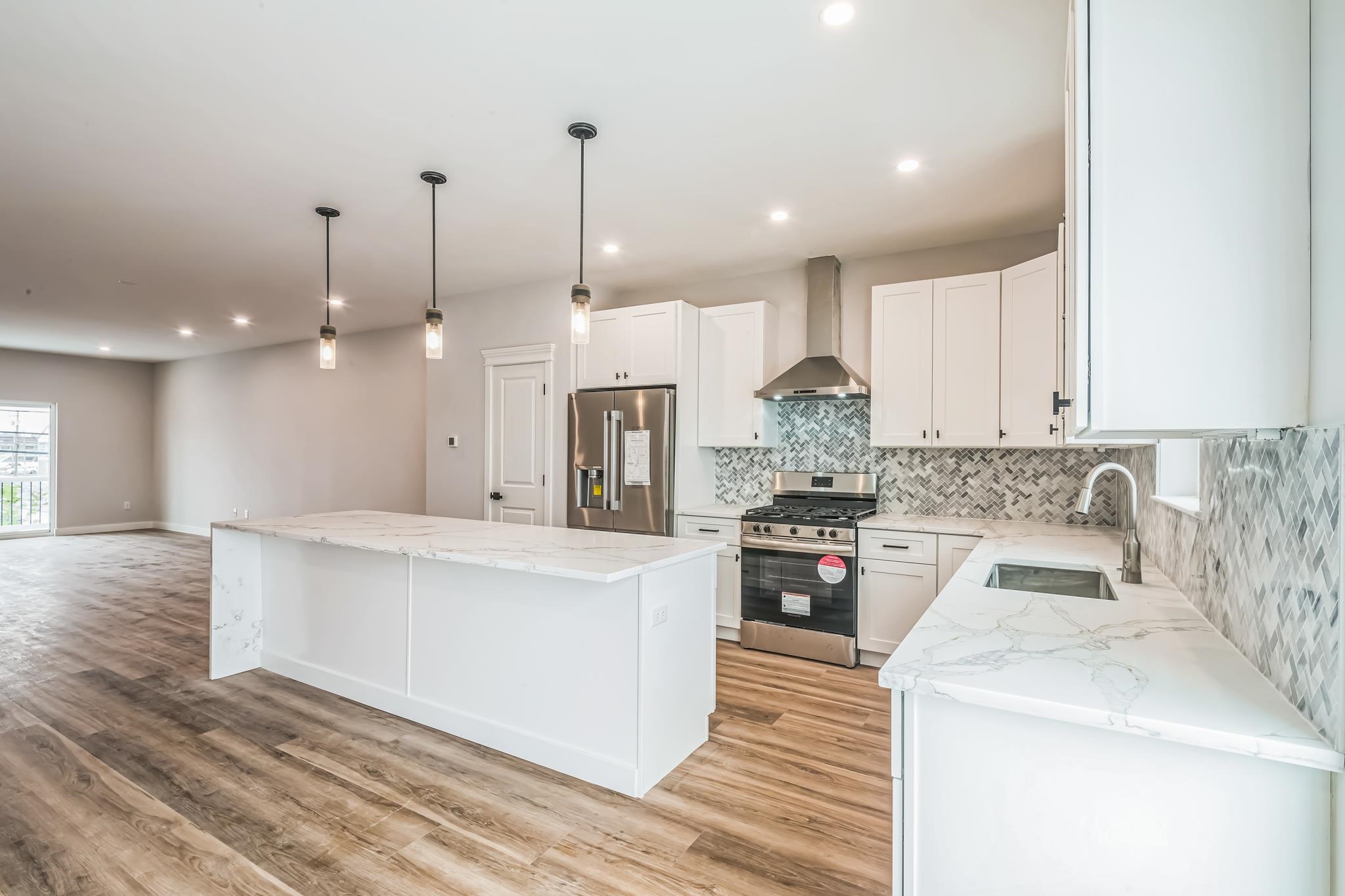 108 W Spicer Avenue, Wildwood, New Jersey image 16