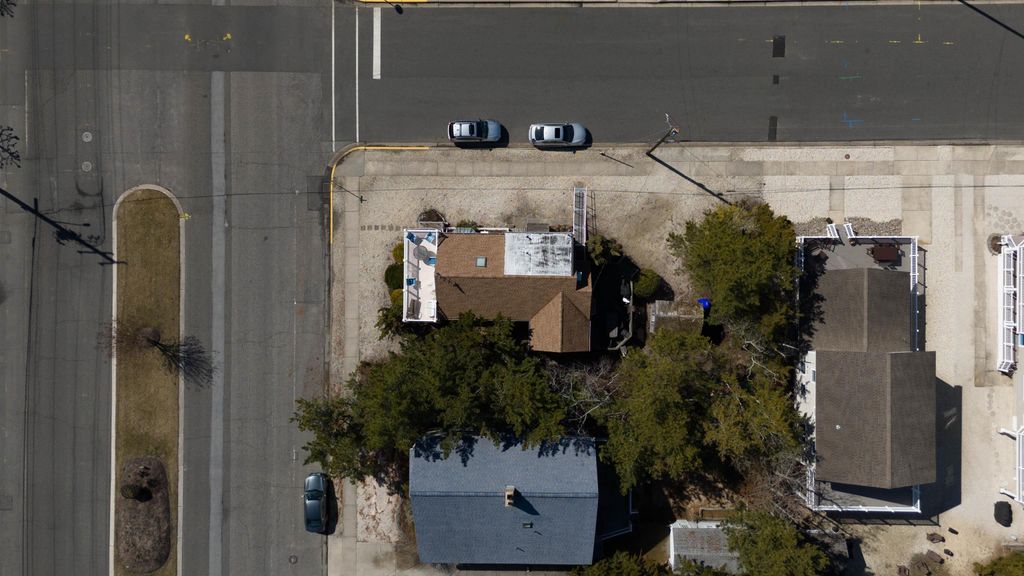 Photo of 4040 Dune Drive, Avalon, NJ 08202 (MLS # 260566)