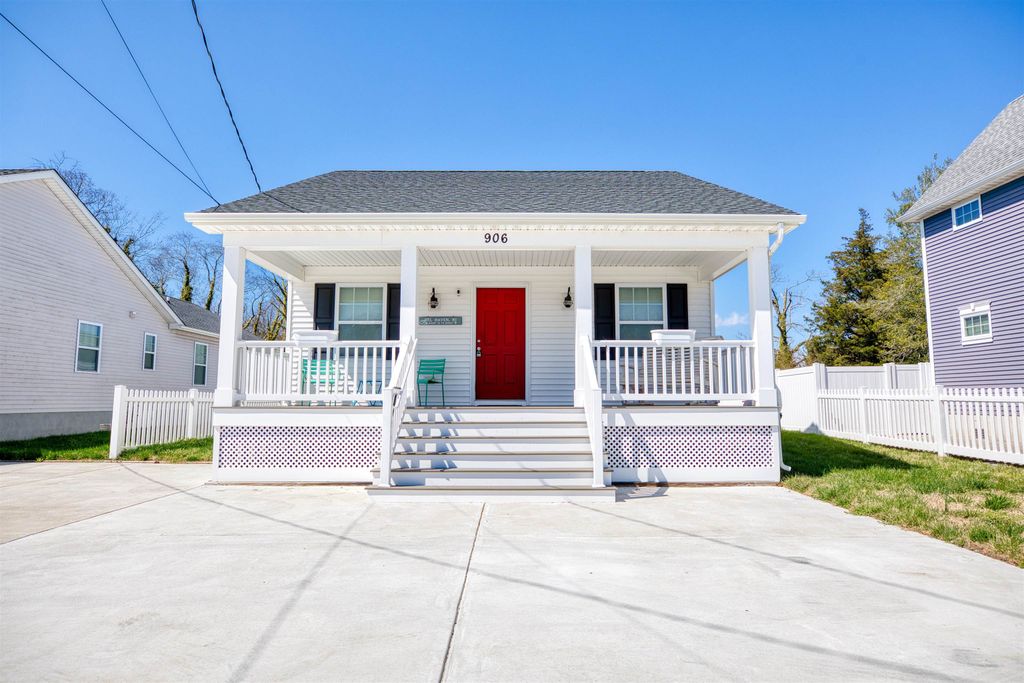 Photo of 906 Bay Shore Road, Del Haven, NJ 08251 (MLS # 260997)