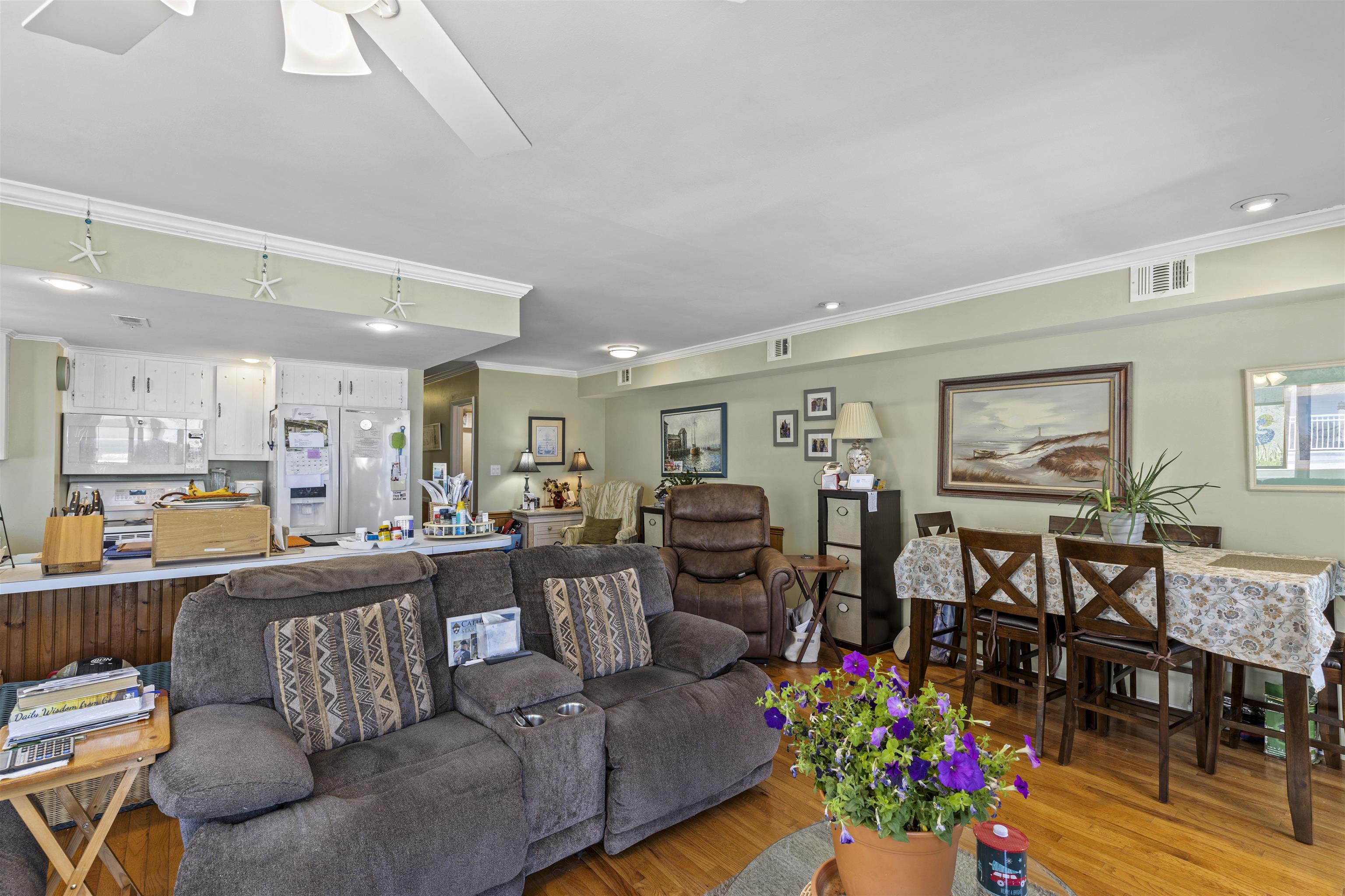 127 W Spruce Avenue #B, North Wildwood, New Jersey image 6