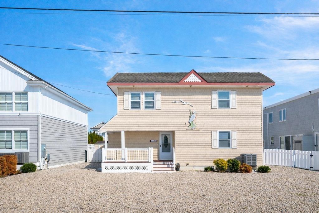 Photo of 45 W 19th Street, Avalon, NJ 08202 (MLS # 260761)