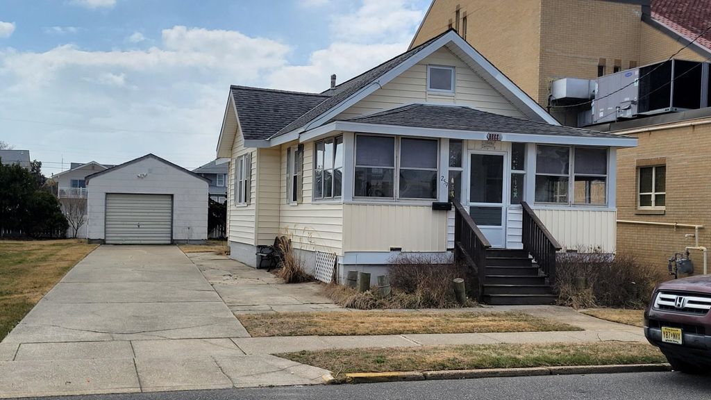 Photo of 259 99th Street, Stone Harbor, NJ 08247 (MLS # 260823)