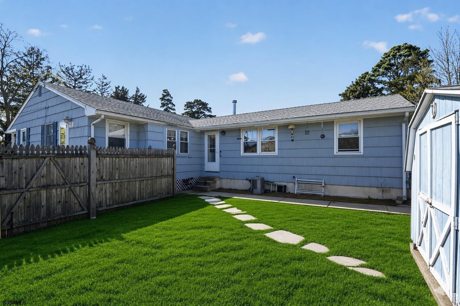 19 Seaside Avenue