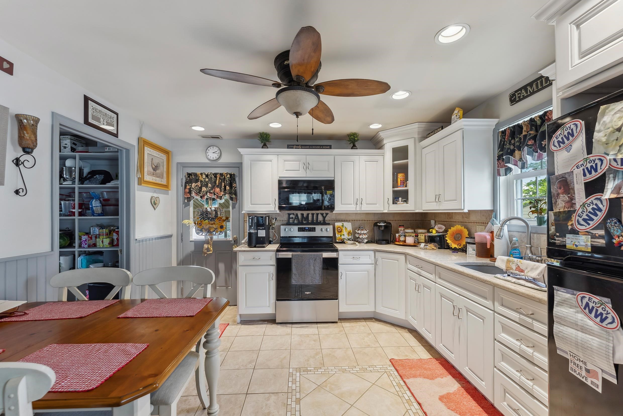 107 E 8th Avenue, North Wildwood, New Jersey image 12