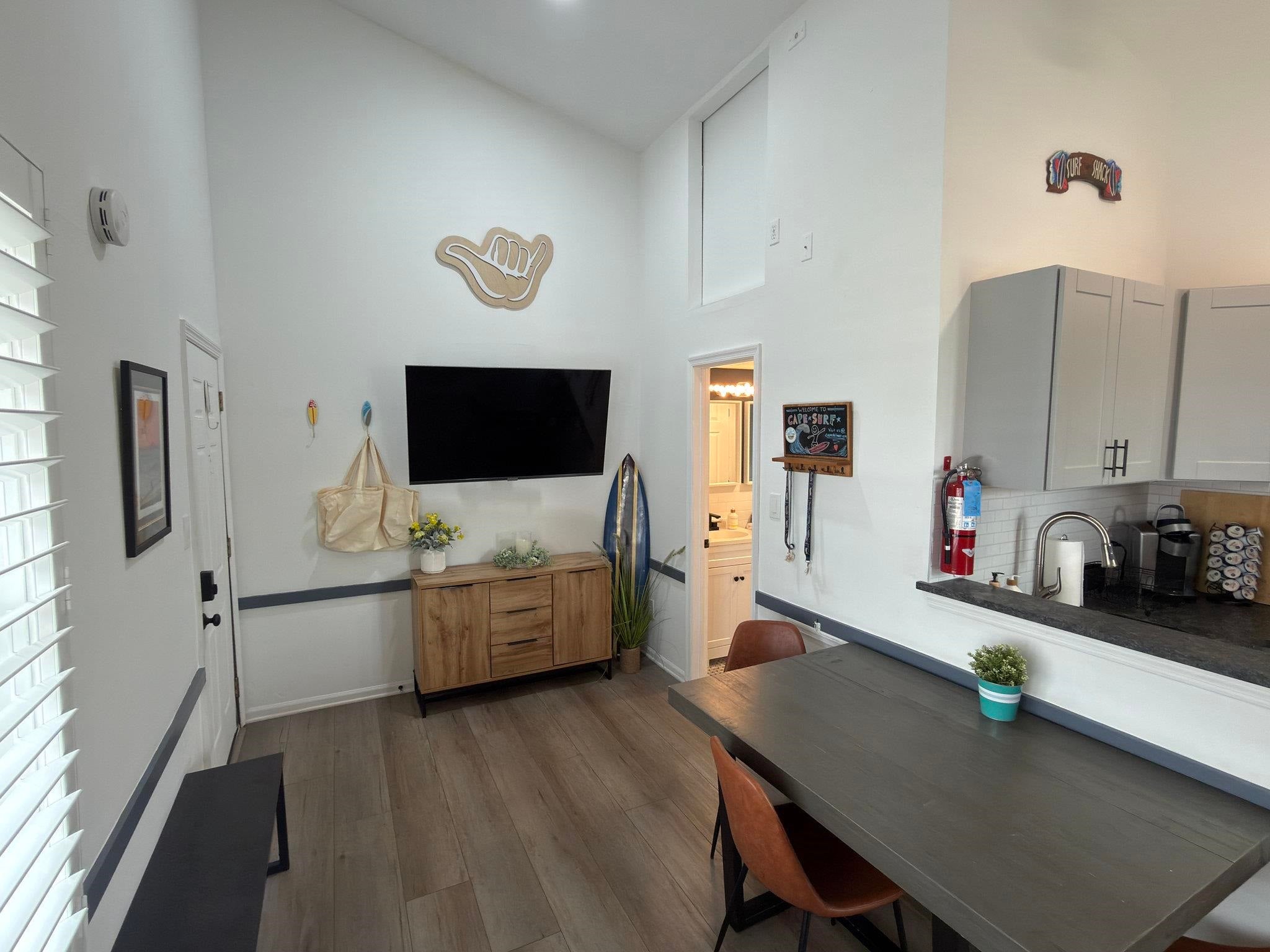 819 Beach Avenue 2-I