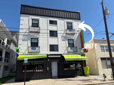 Photo of 713 E 8th Street #E, Ocean City, NJ 08226 (MLS # 253215)