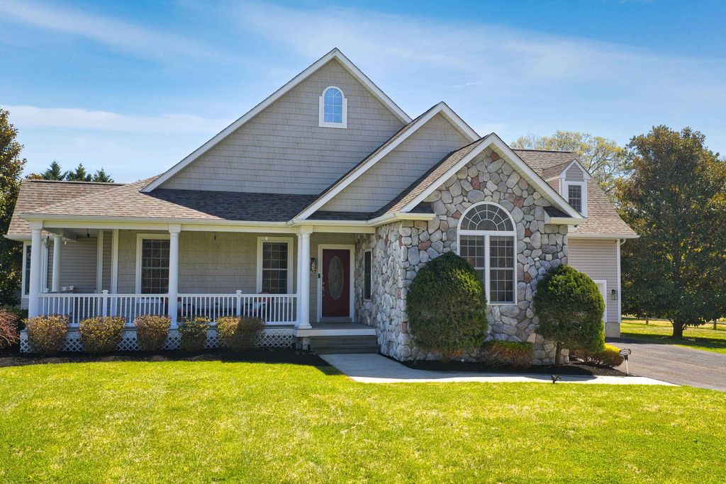 Photo of 6 Galloping Way, Cape May Court House, NJ 08210 (MLS # 260971)