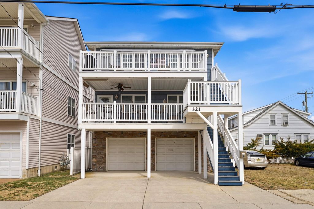 Photo of 321 E Poplar Avenue #B, Wildwood, NJ 08260 (MLS # 260783)