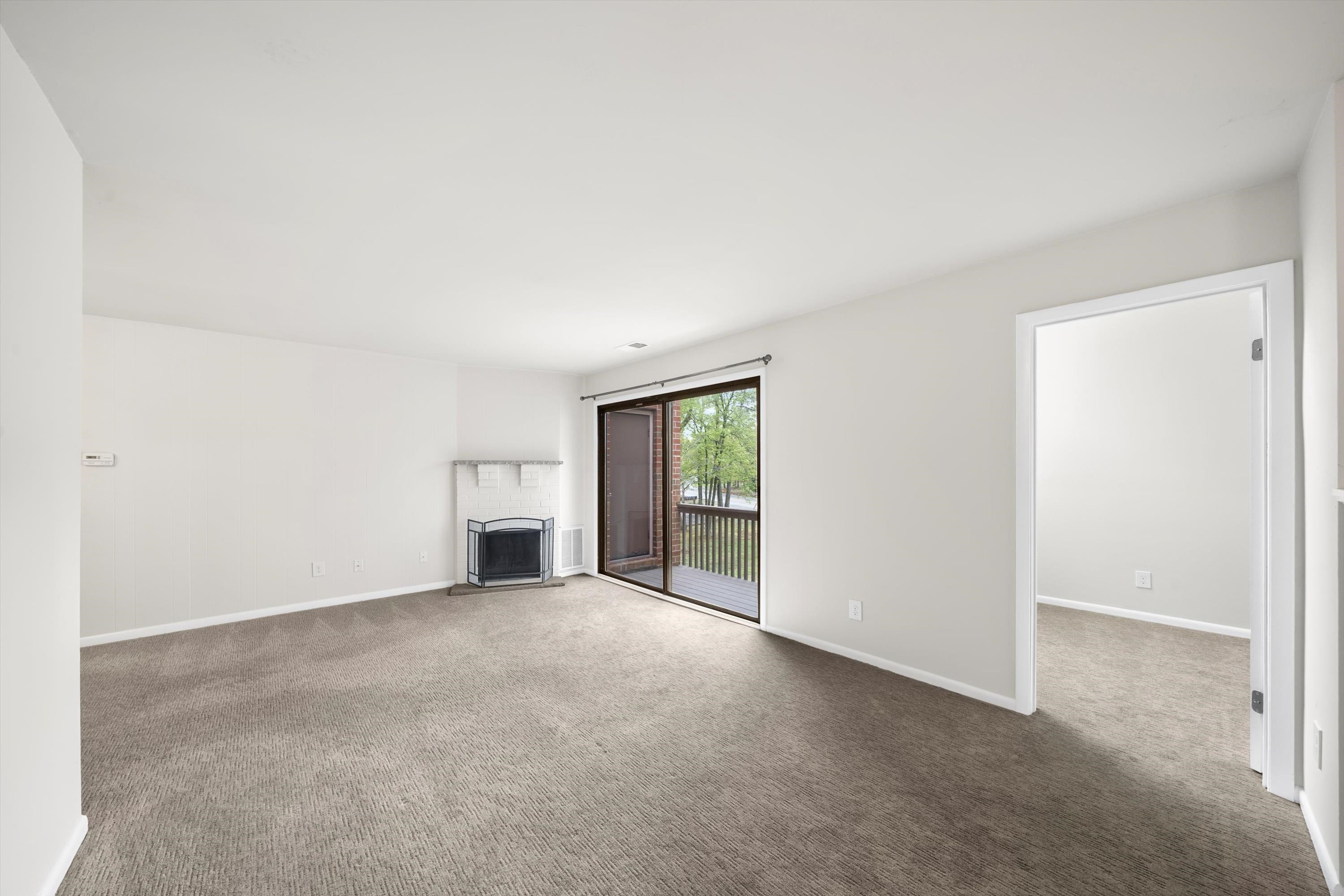 11 Siegtown Road #5C