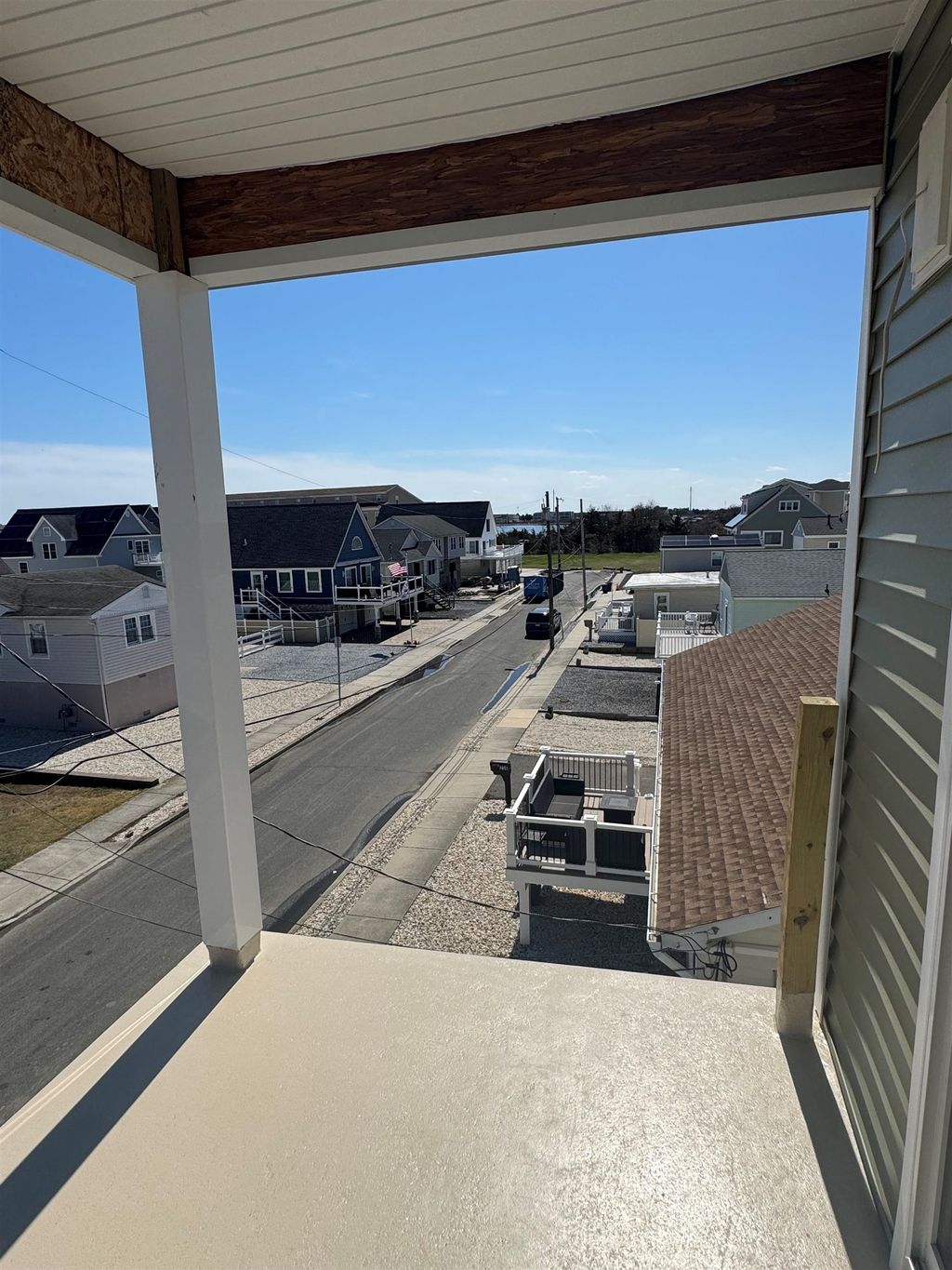 Photo of 646 W Pine Ave, West Wildwood, NJ 08260 (MLS # 260906)