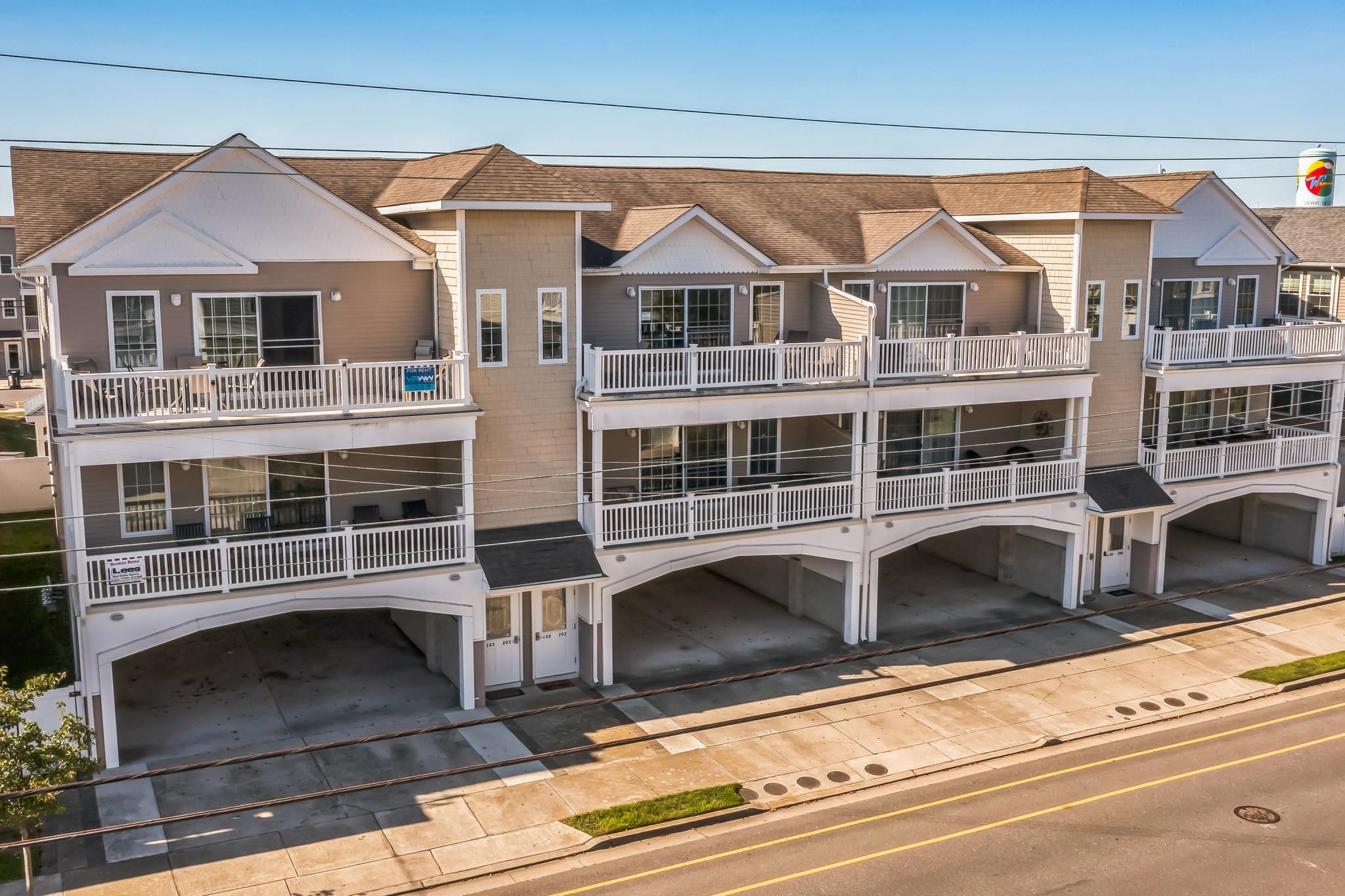 220 E Poplar Avenue #203, Wildwood, New Jersey image 1