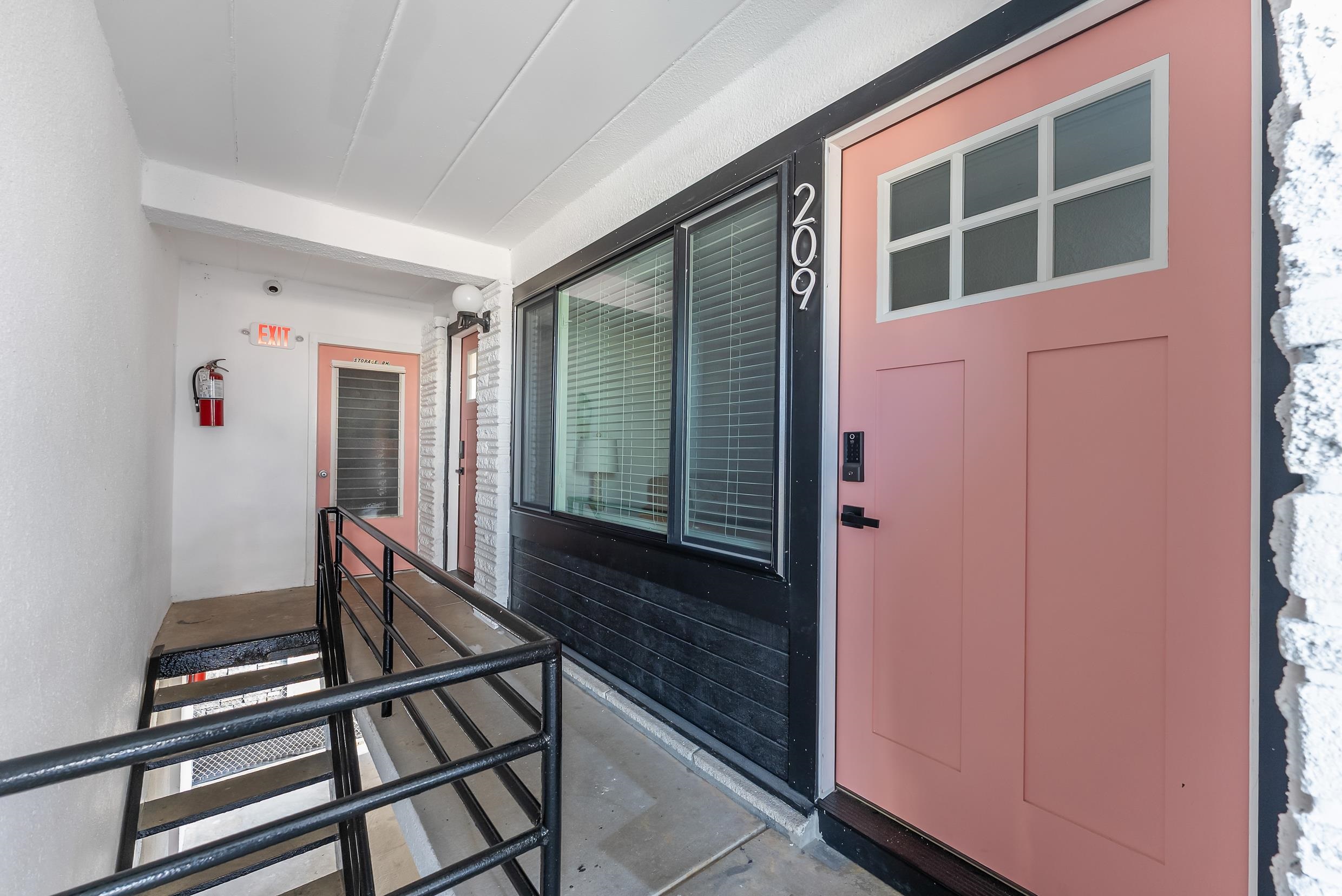 2101 Surf Avenue 209