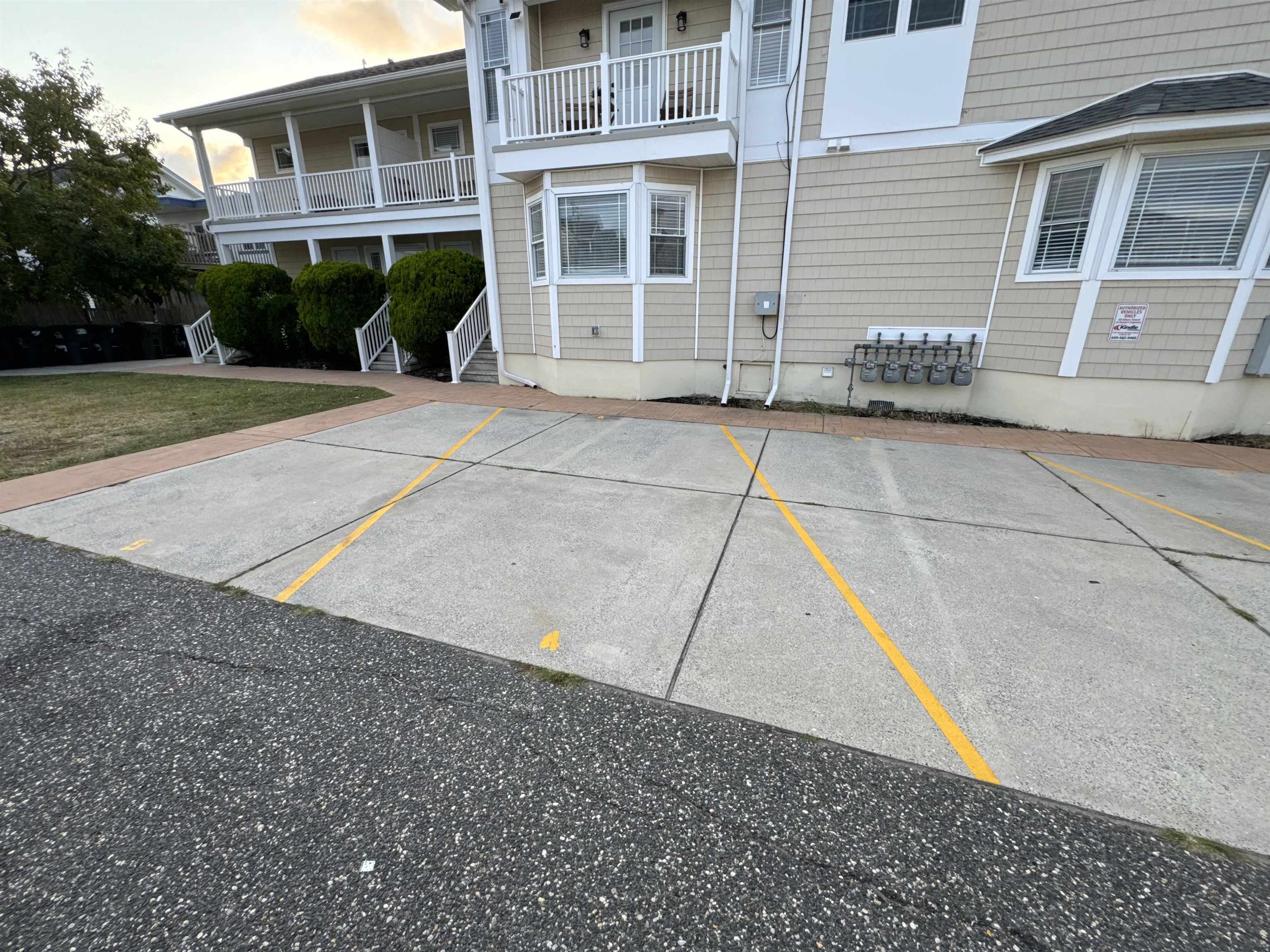 142 E Youngs Avenue #4, Wildwood, New Jersey image 2