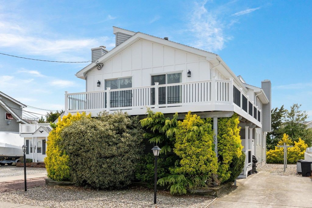 Photo of 255 117th Street #2, Stone Harbor, NJ 08247 (MLS # 251298)