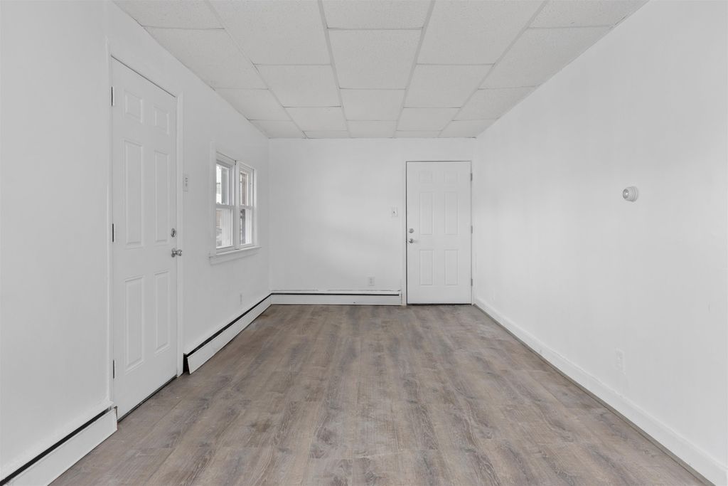 Photo of 136 E Taylor Avenue, Wildwood, NJ 08260 (MLS # 253550)