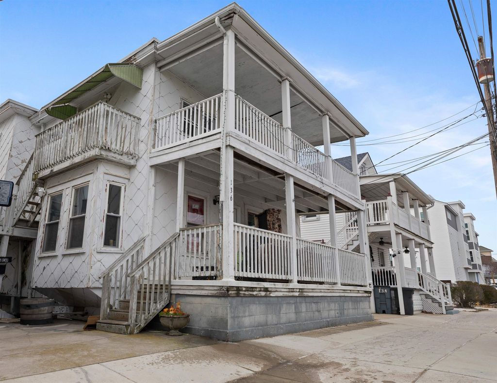 Photo of 136 E Taylor Avenue, Wildwood, NJ 08260 (MLS # 253550)