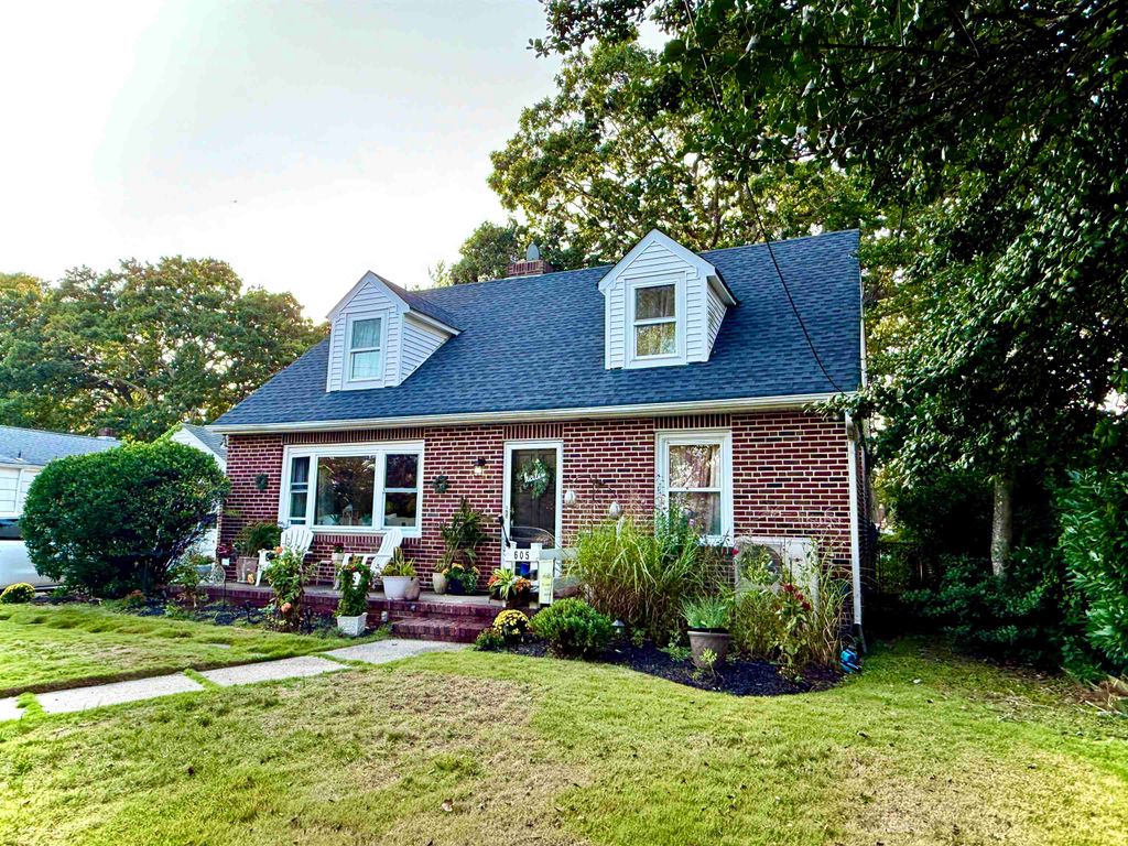 Photo of 605 Shore Road, Linwood, NJ 08221 (MLS # 253016)