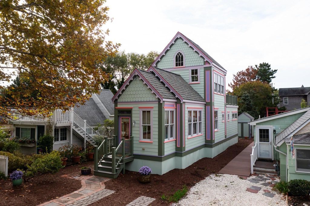 Photo of 211 Knox Avenue, Cape May Point, NJ 08212 (MLS # 252884)