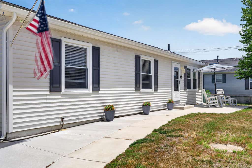 Photo of 6 Rutledge Avenue, Del Haven, NJ 08251 (MLS # 261706)