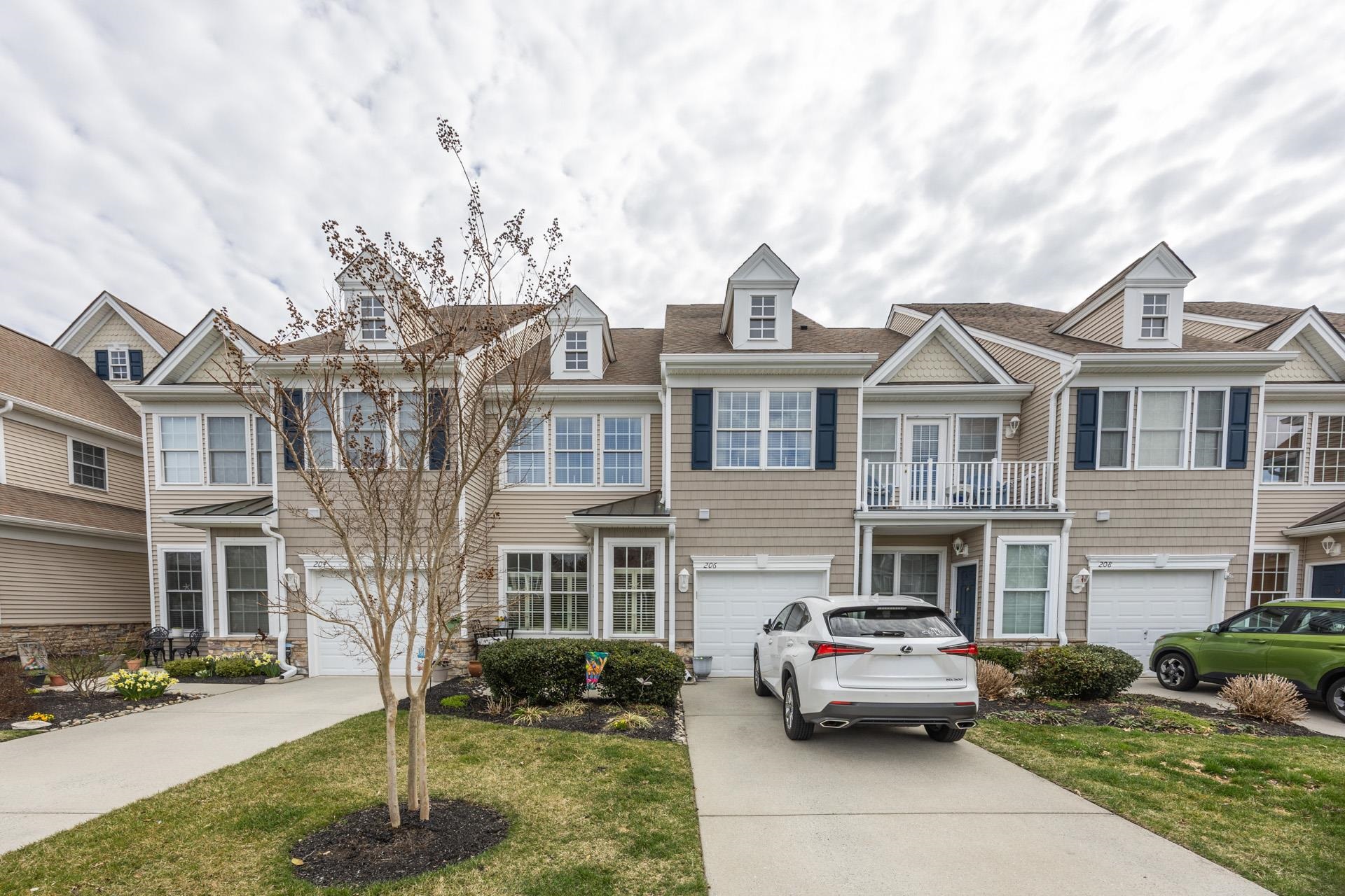 206 Springdale Court 206