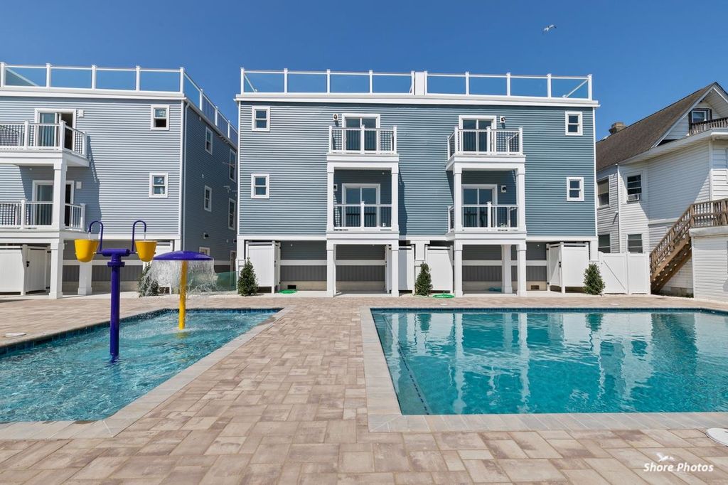 Photo of 403 E Glenwood Avenue #15, Wildwood, NJ 08260 (MLS # 253444)